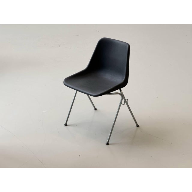 Polyside Chair by Robin Day for Hille, 1970s For Sale - Image 4 of 17