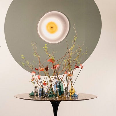 Un Fiore Vase 35 - Golden Yellow For Sale - Image 4 of 6