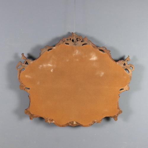 Baroque Style Mirror in Carved and Gilded Wood For Sale - Image 10 of 11