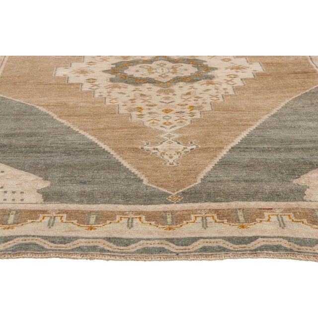 Vintage Turkish Oushak Rug, 04'01 X 07'03 For Sale - Image 4 of 10