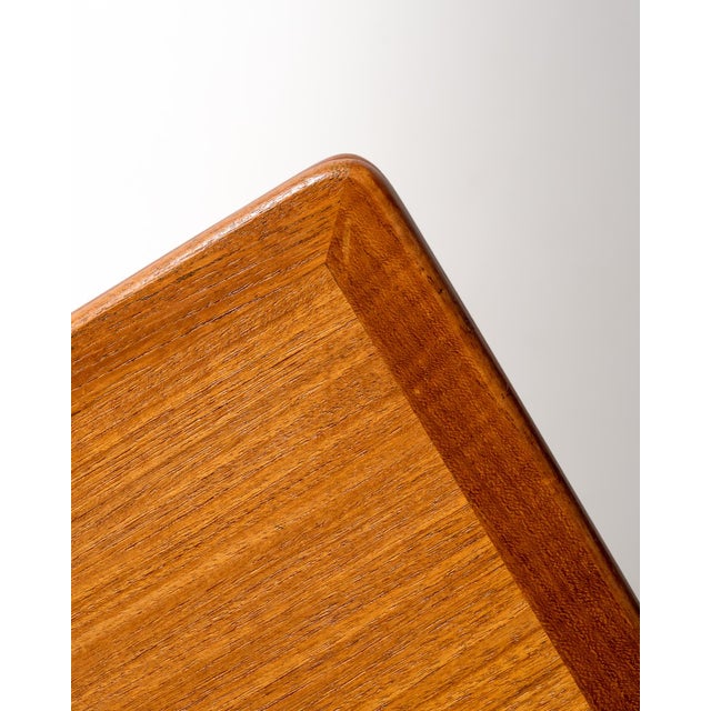 1950s AT-312 Table by Hans J. Wegner for Andreas Tuck, 1950s For Sale - Image 5 of 12