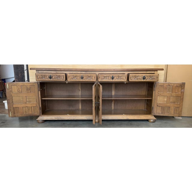 Late 19th Century Large Catalan Spanish Baroque Light Walnut Tuscan Credenza or Buffet For Sale - Image 18 of 18