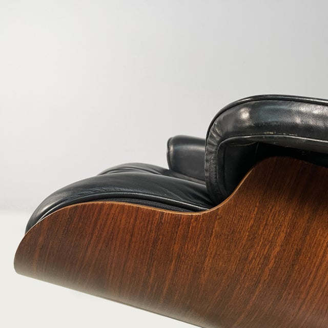 Set of American Modern Lounge Chair and Ottoman by Charles & Ray Eames, 1970s For Sale - Image 9 of 18