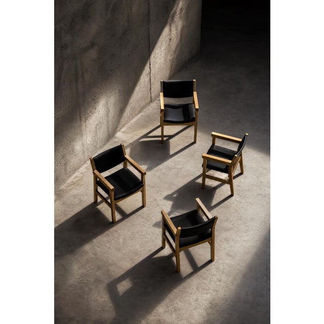 Mid-Century Modern Danish Oak Chairs by Hans J. Wegner for Getama, 1960s, Set of 4 For Sale - Image 13 of 18