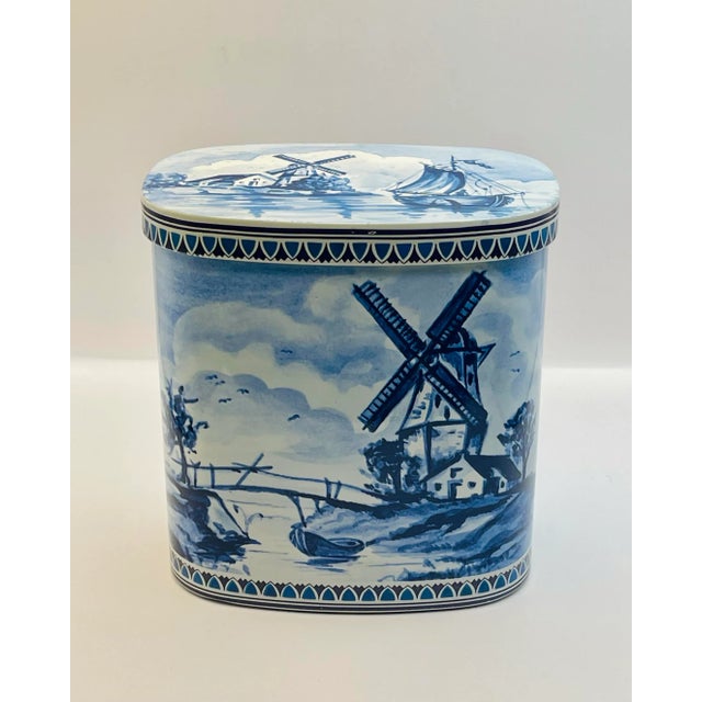 Metal 1960’s Blue & White Scenic Tin Box For Sale - Image 7 of 9