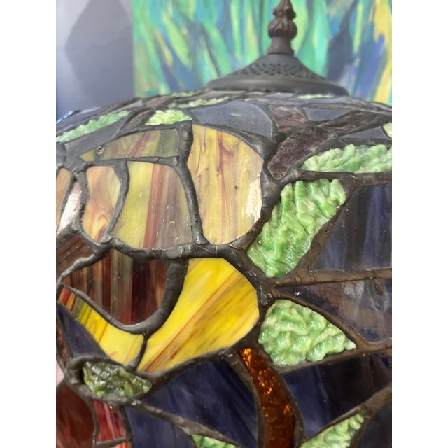 Contemporary Late 20th Century Tiffany-Style Stained Glass Lamp For Sale - Image 3 of 13