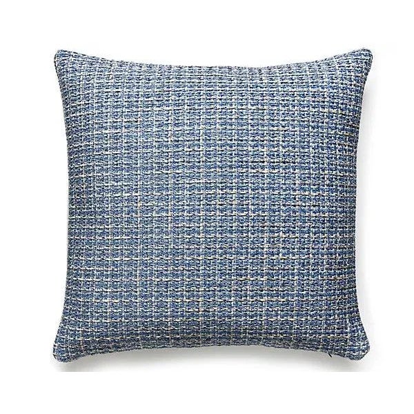 Traditional The House of Scalamandré Highland Chenille Pillow, Blue Mood For Sale - Image 3 of 3