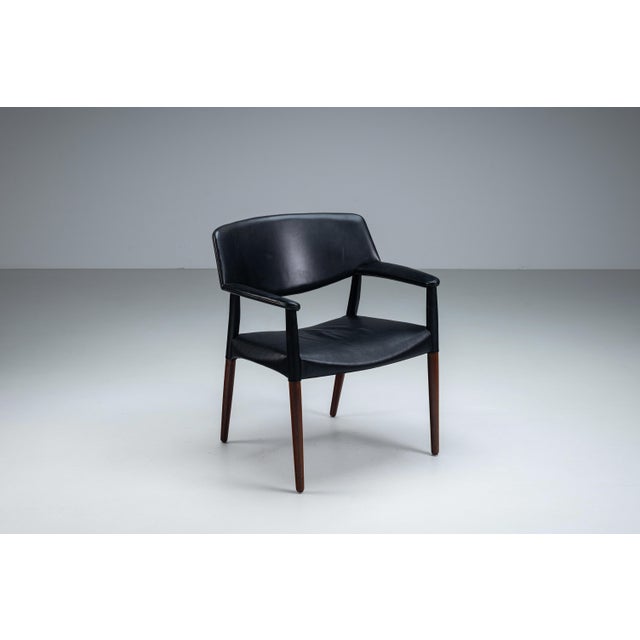 Mid-Century Armchair by Ejnar Larsen & Aksel Bender Madsen for Willy Beck For Sale - Image 11 of 11
