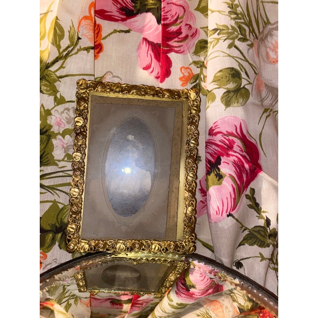 1900 - 1909 Antique Photo Frame . Antique Gilded Frame With an Oval Victorian Cabinet Card Portrait. For Sale - Image 5 of 9