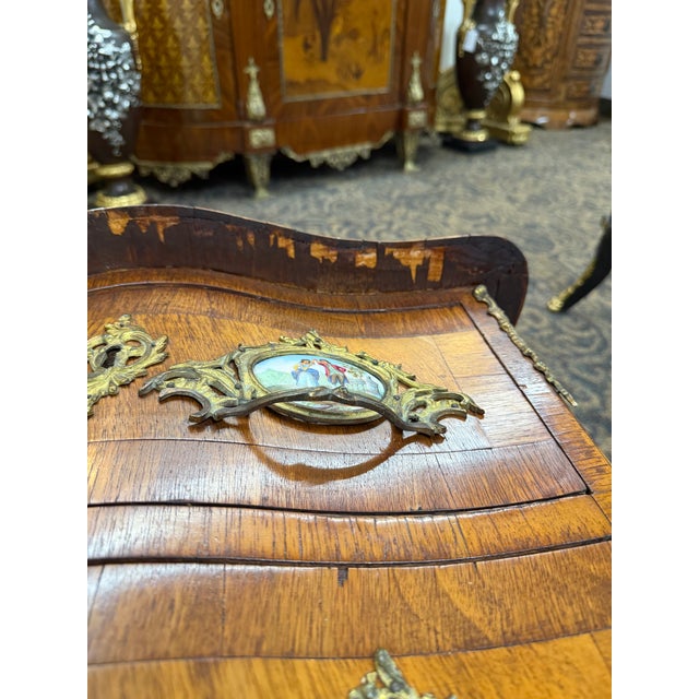 19th-Century French Louis XV Style Commode With Porcelain Plaques & Ormolu Mounts For Sale - Image 15 of 18