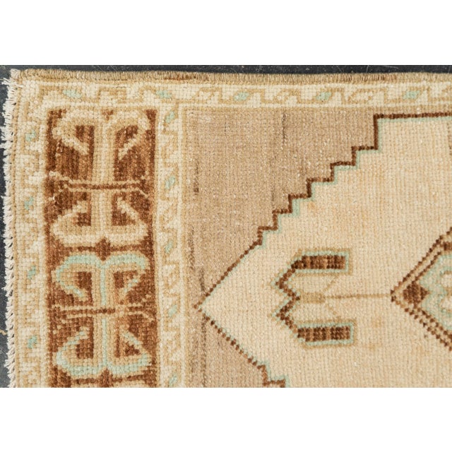Early 21st Century Turkish Mini Rug Oriental Hand Knotted Vintage Rug 1'2" x 3'4" #21042 For Sale - Image 5 of 8