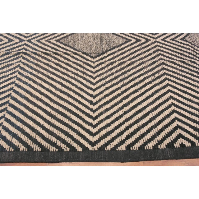 Nazmiyal Collection Large Diamond Design Modern Rug For Sale - Image 4 of 7