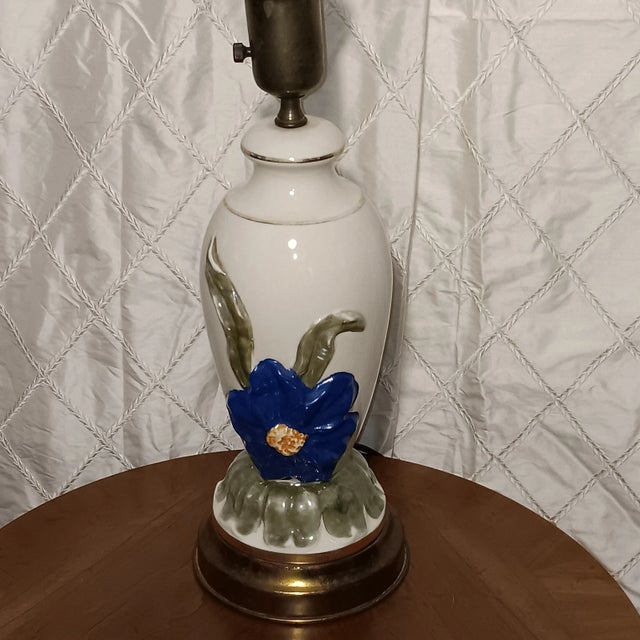 Vintage Ceramic Lamp With Raised Morning Glory Floral and Gilt For Sale - Image 6 of 18