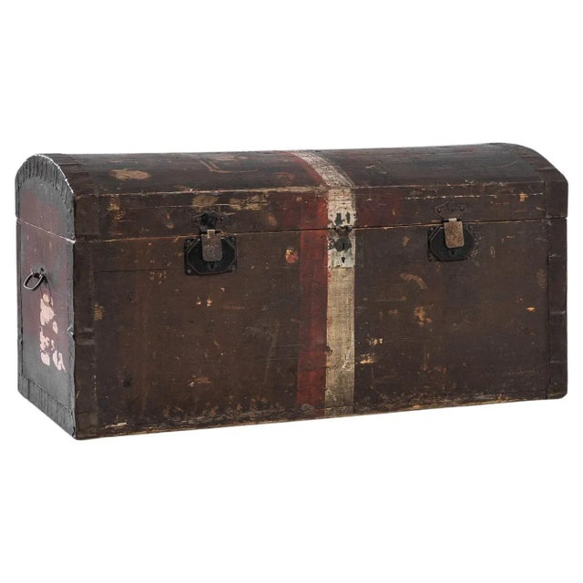 1900s French Wooden Trunk For Sale - Image 10 of 10