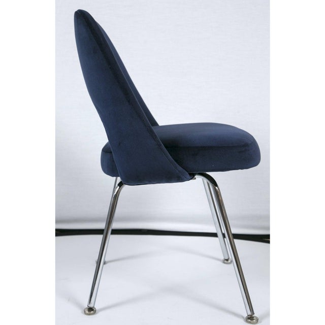 Metal Saarinen Executive Armless Chairs in Navy Velvet For Sale - Image 7 of 9
