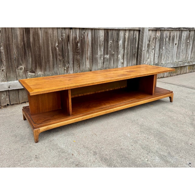 Lane Rhythm Mid Century Walnut Coffee Table or Credenza For Sale In Denver - Image 6 of 9