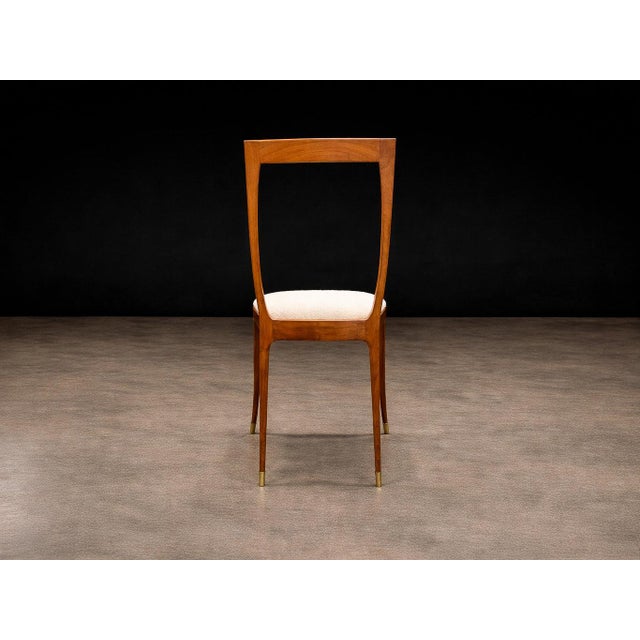 Giuseppe Scapinelli Set of Six Sculptural Dining Chairs in Caviuna & Bouclé by Giuseppe Scapinelli, Brazil, 1950s For Sale - Image 4 of 16