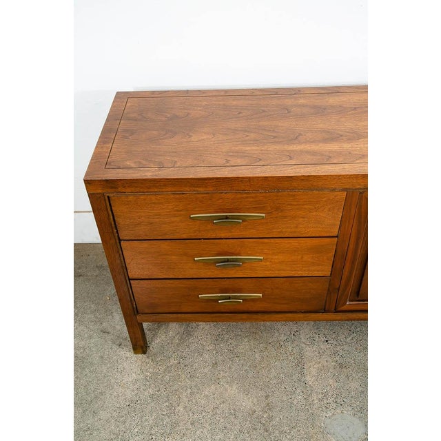 Wood 1960s Mid Century Modern Dresser Credenza 9 Drawer Stanley Walnut High Danish For Sale - Image 7 of 11