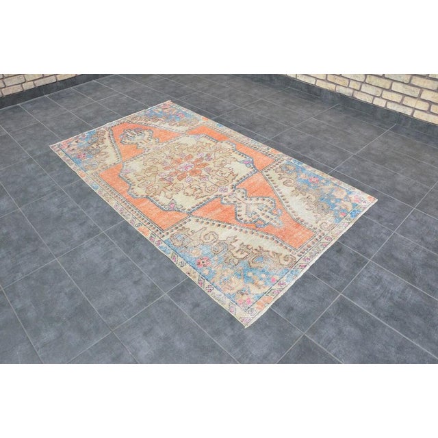 Vintage Rug in Wool, 1960, in Flawless conditions. Designed 1960 to 1969