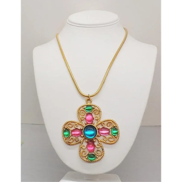 1990s 1992 Vintage Signed Napier Book Piece Pastel Cabochon Pendant Necklace For Sale - Image 5 of 9