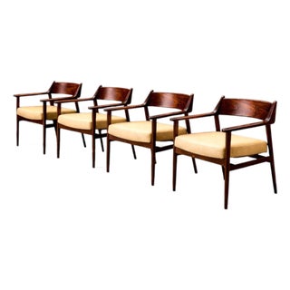 Set of Four Brazilian Rosewood Armchairs / Dining Chairs by Jorge Jabour, Cantù, 1960s - Lot 634–615A For Sale