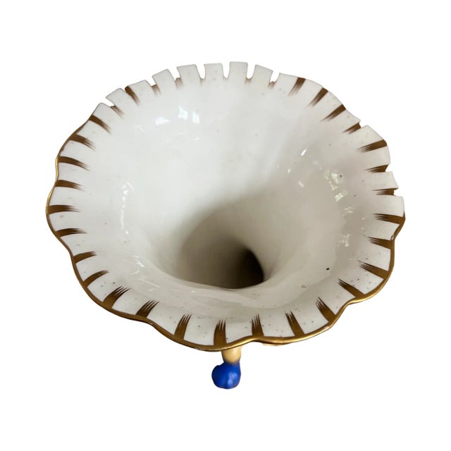 Ceramic A Pair of English Porcelain Cornucopia Vases Circa 1820 For Sale - Image 7 of 8