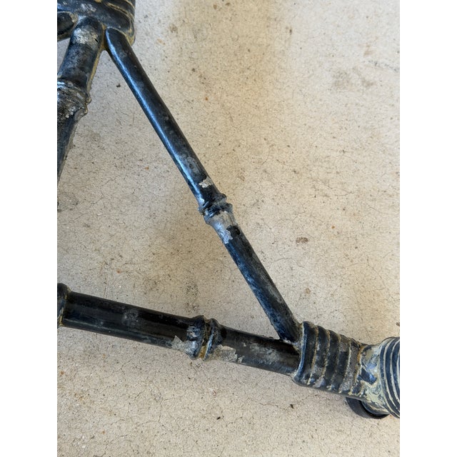 Chinoiserie Pair Vintage Coastal Faux Bamboo Aluminum Side Tables With Glass Tops For Sale - Image 3 of 12