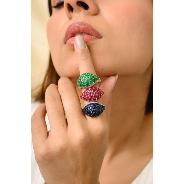 Art Deco 4.64 Ctw Blue Sapphire Cluster Dome Ring Size 7 For Sale - Image 3 of 9