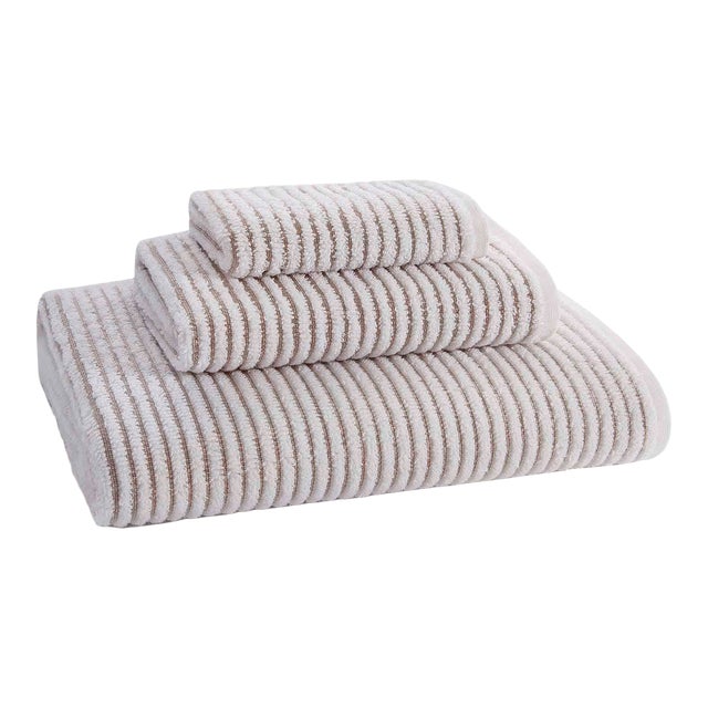 Sullivan Bath Towel in Taupe For Sale