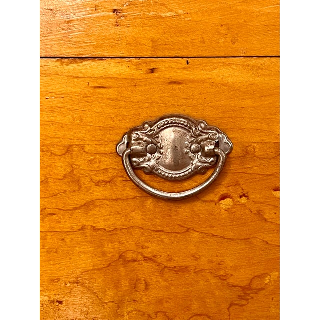 Early 20th Century Personal Writing Chest or Sailor's Ditty Box in Pine With Handles and Lock For Sale - Image 14 of 18