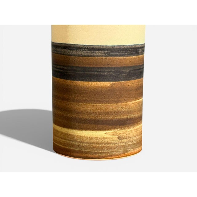 Eriksen Keramik, Large Table Lamp, Beige Stoneware, Denmark, 1970s For Sale - Image 9 of 11