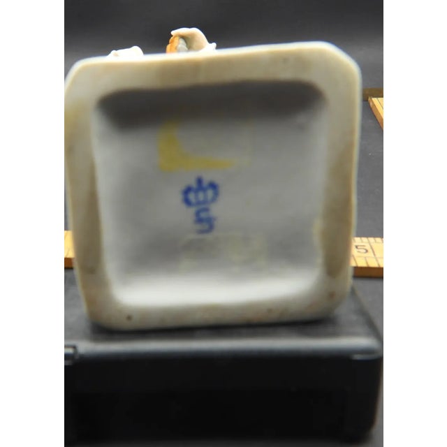 Navy Blue Sitzendorf Porcelain Revolutionary War Pennsylvania Infantry Soldier Figurine 1918-1920 For Sale - Image 8 of 8