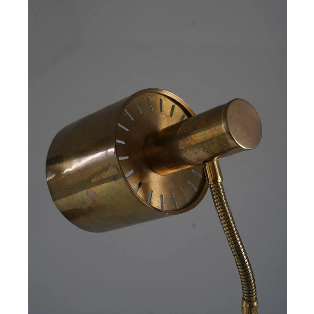 Mid-Century Scandinavian Table Lamps in Brass Attributed to Crafts Tyringe, 1960s, Set of 2 For Sale - Image 6 of 11