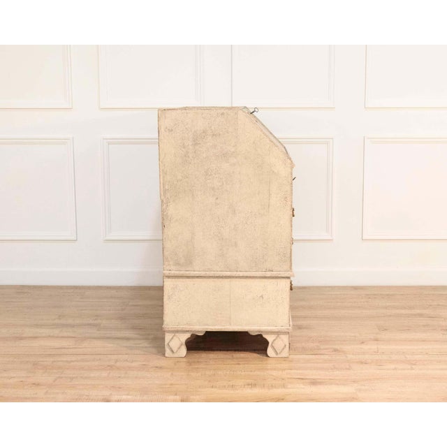19th Century 19th-century Scandinavian bureau with exquisite carved detailing For Sale - Image 5 of 16