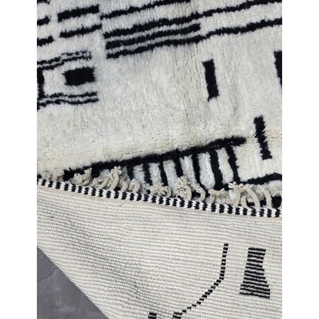 Black and White Moroccan Rug - 9.8 X 6.8 Ft For Sale In Cleveland - Image 6 of 6