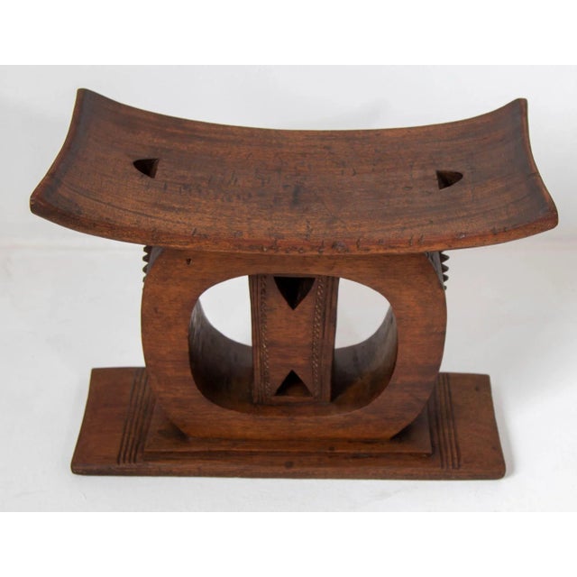 Tribal Antique Ashanti Queen Mother Carved Wooden Stool Ghana Africa For Sale - Image 3 of 12