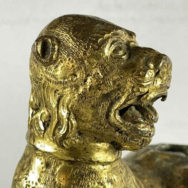 Metal Gilded Bronze Lions, Nuremberg, 1500s, Set of 2 For Sale - Image 7 of 12