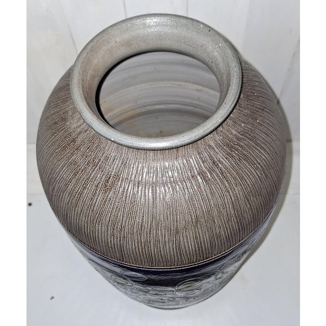 Vintage German Handmade Ceramic Vase from WR, 1970s For Sale - Image 3 of 5
