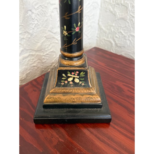Mid 20th Century Neoclassical Black and Gold Corinthian Column Lamp With Hand Painted Florals and Pleated Shade For Sale - Image 6 of 9