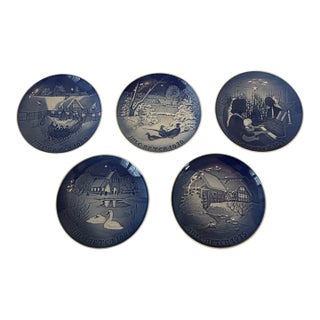 B & G Vintage Blue & White Christmas Plates (5) For Sale