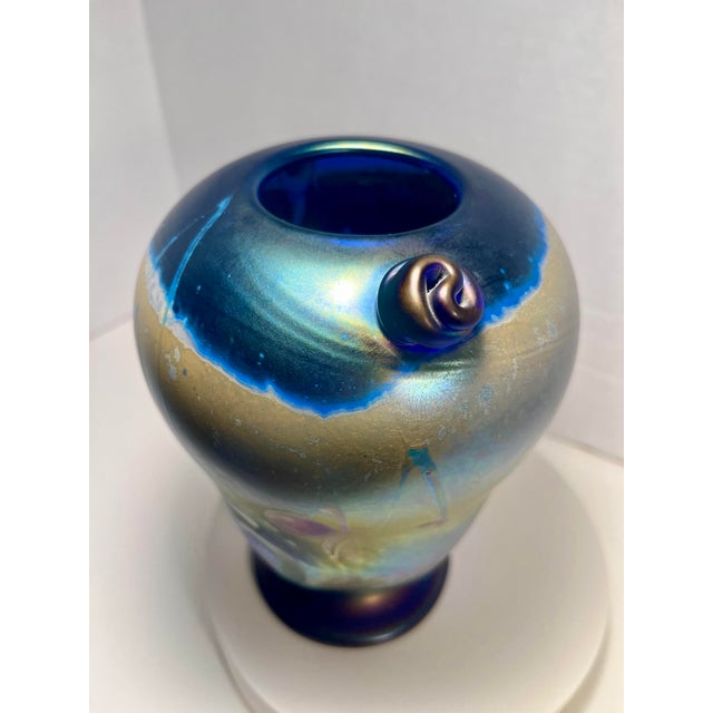 1988 Rick Hunter Iridescent Purple Art Glass Vase Signed Studio Glass 7.5”h For Sale - Image 4 of 9