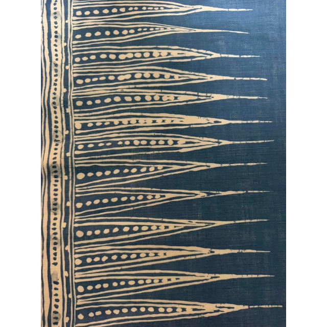 Lee Jofa Hollyhock/ Indian Zag 7 Yards Linen / Cotton Blend Fabric For Sale In Raleigh - Image 6 of 8
