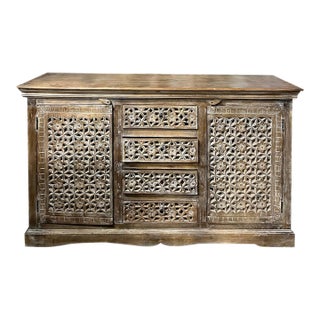 Vintage Style Carved Sideboard Buffet Storage Lattice Carved Bar Credenza For Sale
