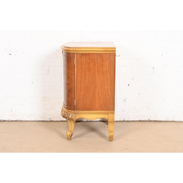Romweber Style French Provincial Louis XV Flame Mahogany and Parcel Painted Nightstand, Circa 1920s For Sale - Image 10 of 12