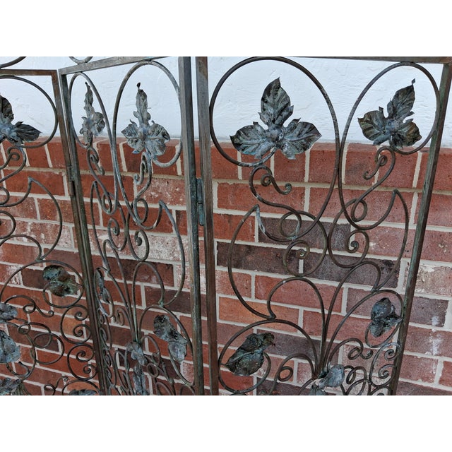 Antique 4 Panel Iron Screen. For Sale - Image 15 of 15
