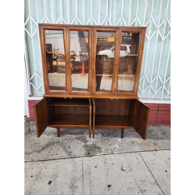 Mid-Century Modern Mid-Century Modern Walnut China Cabinet Hutch For Sale - Image 3 of 7