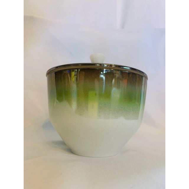Mid-Century Iridescent Green & Copper Tone Federal Glass Vanity Jar For Sale In Los Angeles - Image 6 of 11