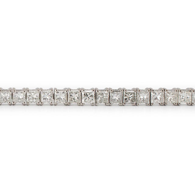 Ladies 18k White Gold 5.84ct Princess Cut Diamond Tennis Bracelet For Sale - Image 4 of 8