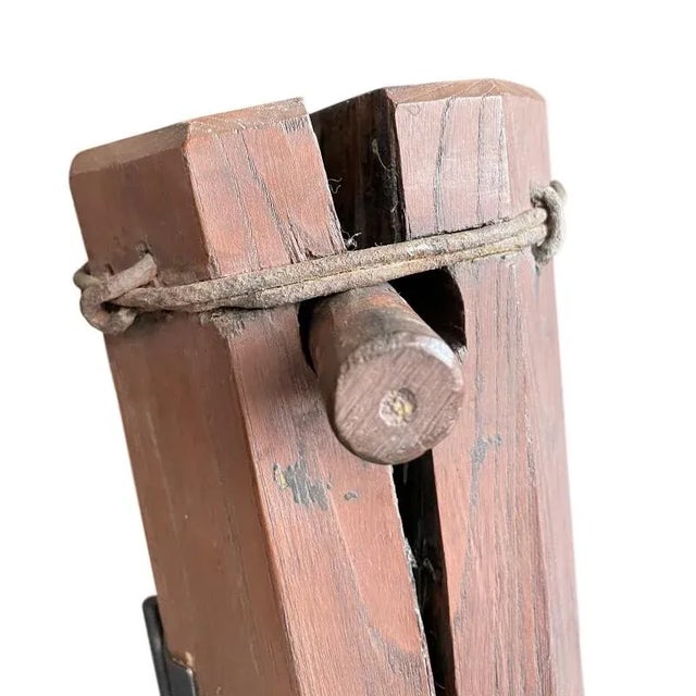 Antique Japanese Edo Ebisu Jizaikagi Mounted Hook For Sale In Chicago - Image 6 of 7