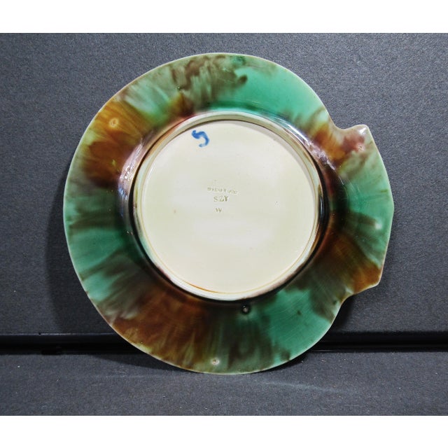 Antique C1870 Szy Wedgwood Majolica Scallop Shell Plate (Plate #1) For Sale In Austin - Image 6 of 9